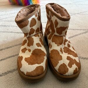 Uggs mini cow print